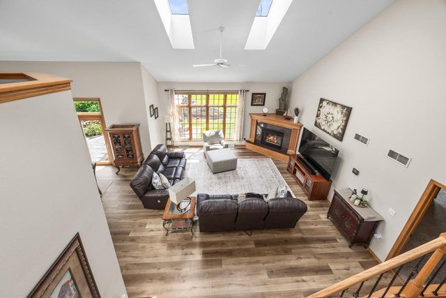 309 Woodlands COURT, Hartland, WI 53029
