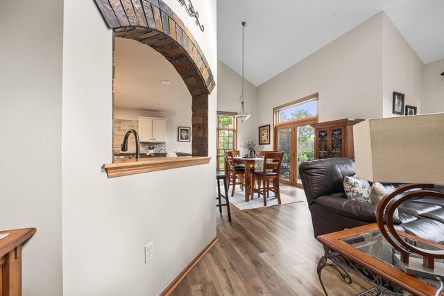 309 Woodlands COURT, Hartland, WI 53029