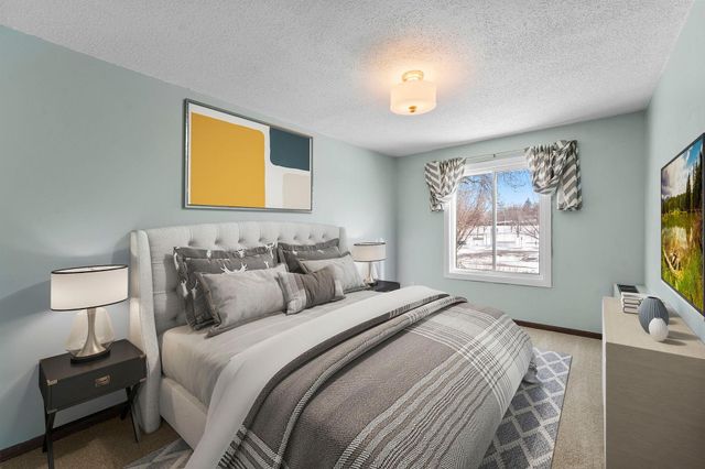 2200 Nevada Avenue S 216, Saint Louis Park, MN 55426