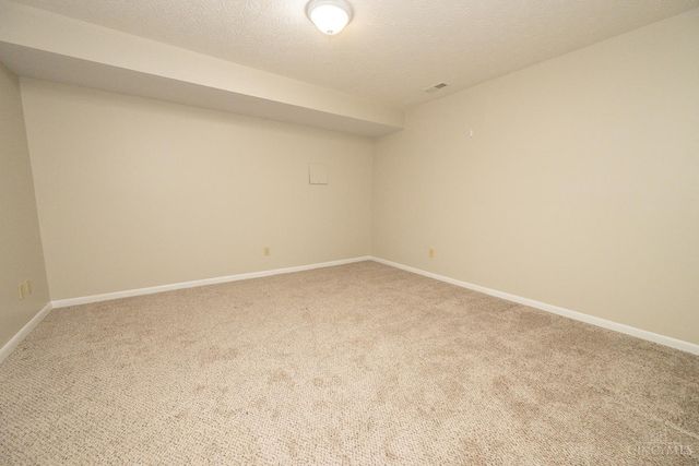 5905 Castlewood Crossing, Miami Twp, OH 45150