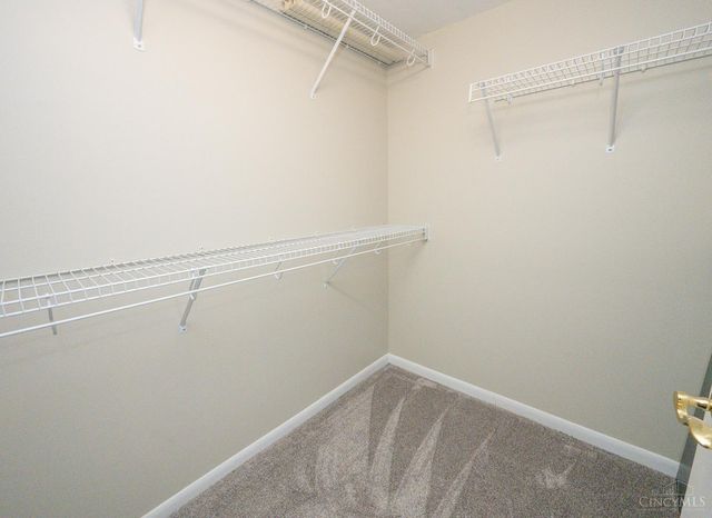 5905 Castlewood Crossing, Miami Twp, OH 45150