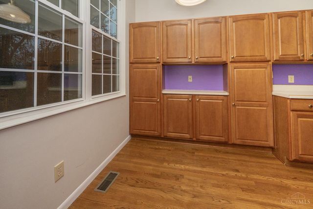 5905 Castlewood Crossing, Miami Twp, OH 45150