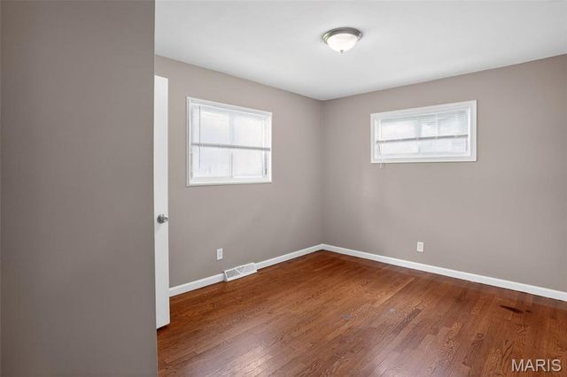 253 Elmdale Drive, Ferguson, MO 63135