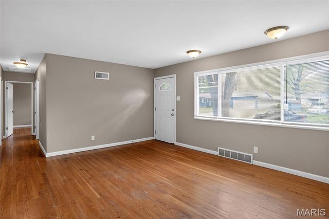 253 Elmdale Drive, Ferguson, MO 63135