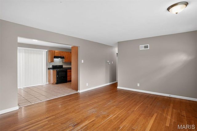 253 Elmdale Drive, Ferguson, MO 63135