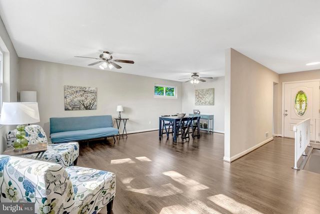 8909 VICTORIA RD, Springfield, VA 22151