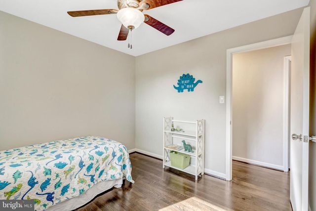 8909 VICTORIA RD, Springfield, VA 22151