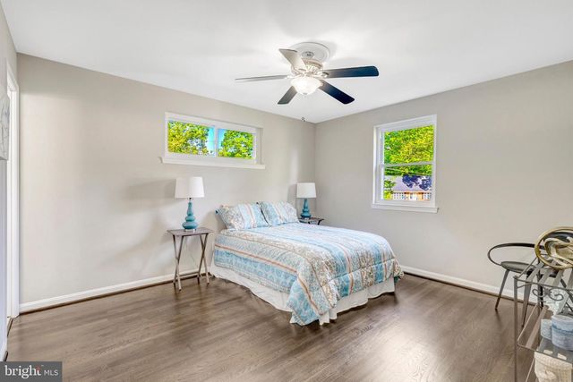 8909 VICTORIA RD, Springfield, VA 22151