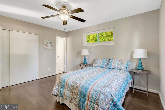 8909 VICTORIA RD, Springfield, VA 22151