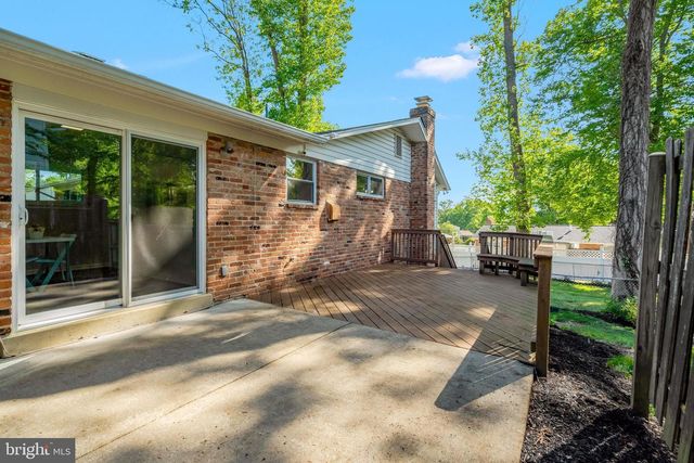 8909 VICTORIA RD, Springfield, VA 22151