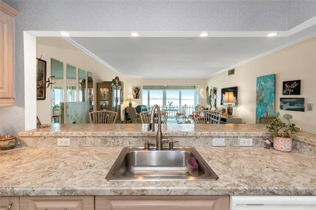 868 BAYWAY BOULEVARD 312, Clearwater, FL 33767