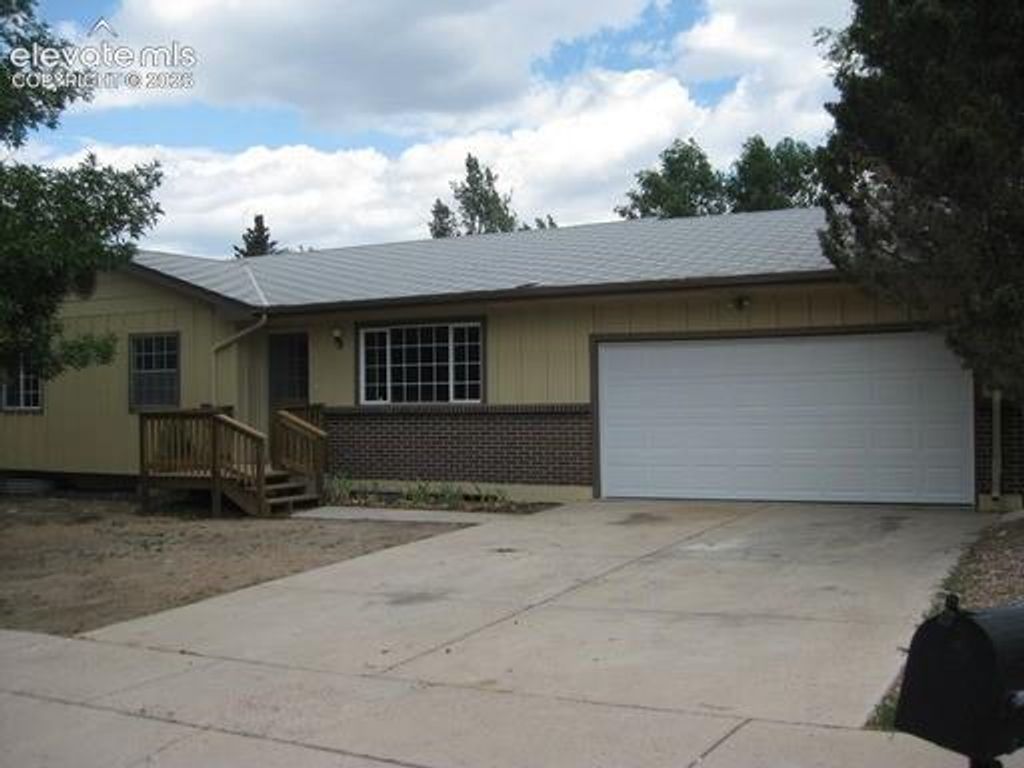 4670 S Carefree Circle, Colorado Springs, CO 80917