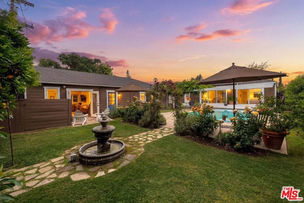 Image 45 of property listing at 5744 Calhoun Avenue, Sherman Oaks, CA 91401