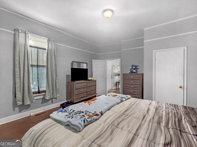 69 Stuart Avenue, Forsyth, GA 31029