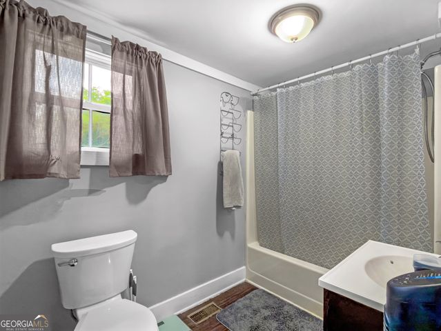 69 Stuart Avenue, Forsyth, GA 31029