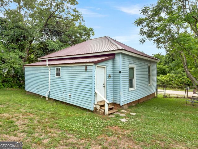 69 Stuart Avenue, Forsyth, GA 31029