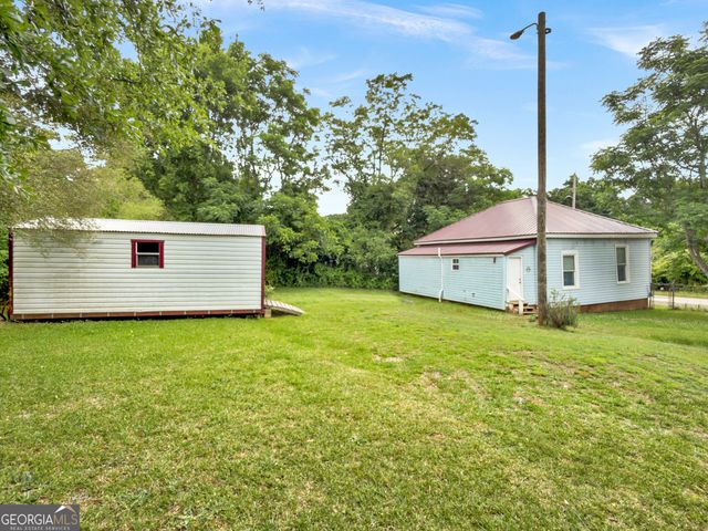 69 Stuart Avenue, Forsyth, GA 31029