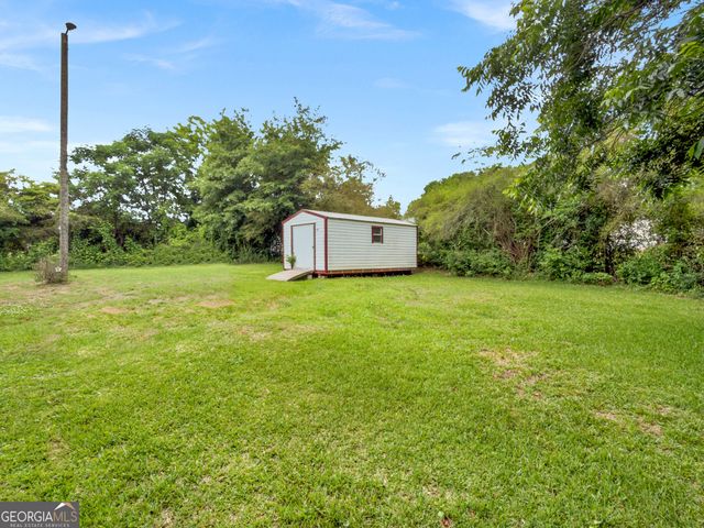 69 Stuart Avenue, Forsyth, GA 31029