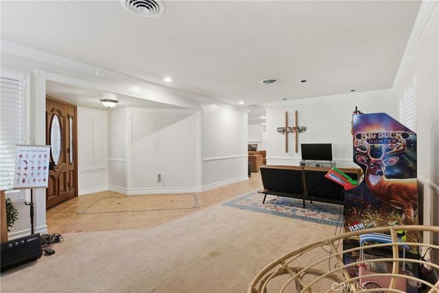 2512 Moffitt Way, Bakersfield, CA 93309