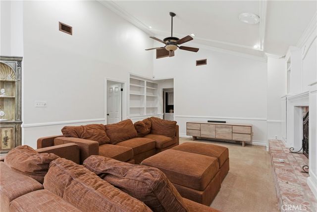 2512 Moffitt Way, Bakersfield, CA 93309