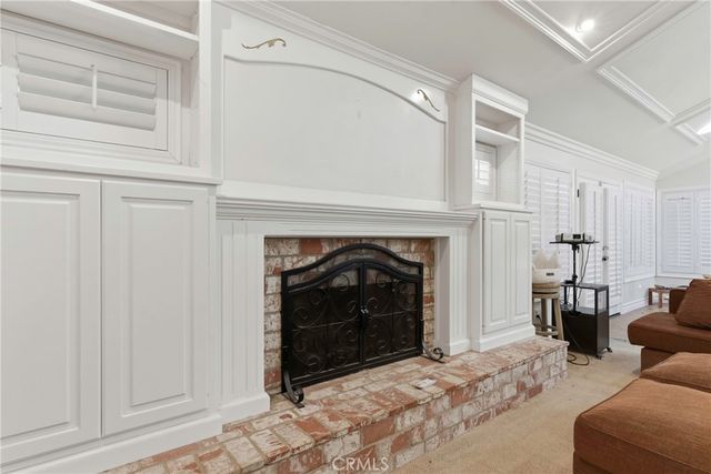 2512 Moffitt Way, Bakersfield, CA 93309