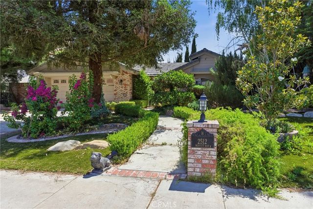 2512 Moffitt Way, Bakersfield, CA 93309