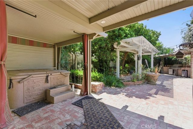2512 Moffitt Way, Bakersfield, CA 93309