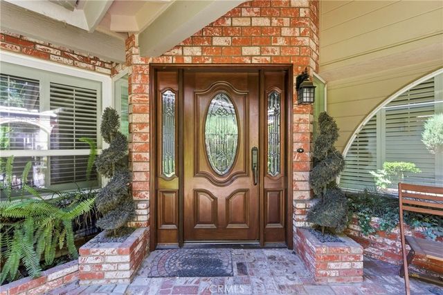 2512 Moffitt Way, Bakersfield, CA 93309
