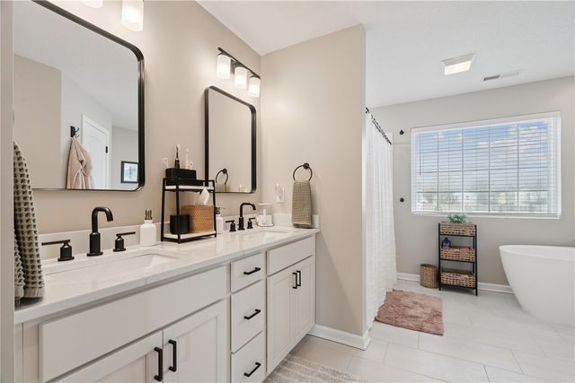 1275 Priscilla Ct, North Liberty, IA 52317