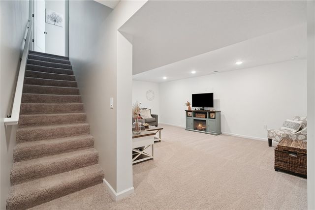 1275 Priscilla Ct, North Liberty, IA 52317