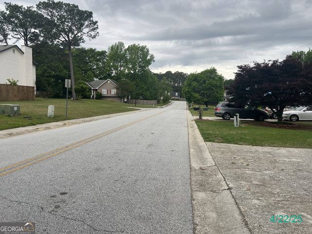 716 WILKES Drive, Loganville, GA 30052