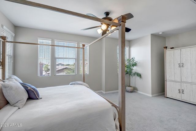 2252 S BASMATH Lane, Gilbert, AZ 85295