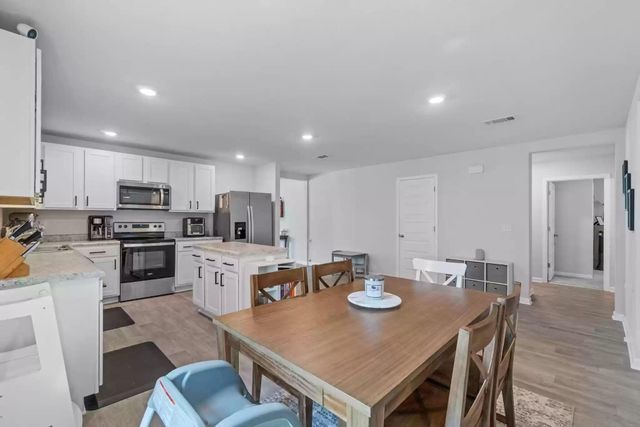 82 American Court, Santa Rosa Beach, FL 32459