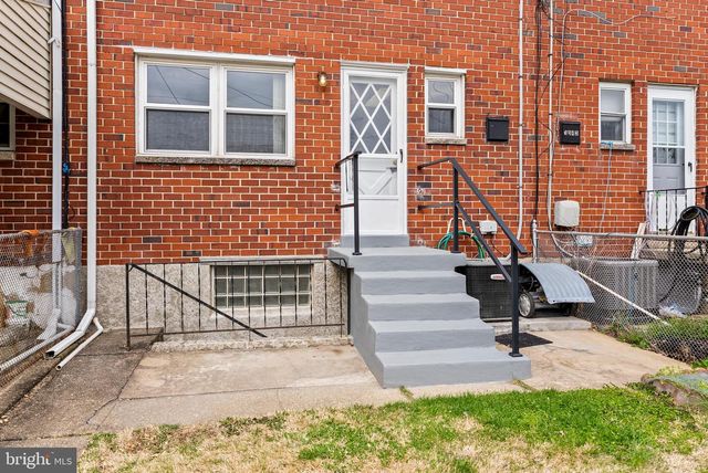 1041 FOXWOOD LN, Baltimore, MD 21221