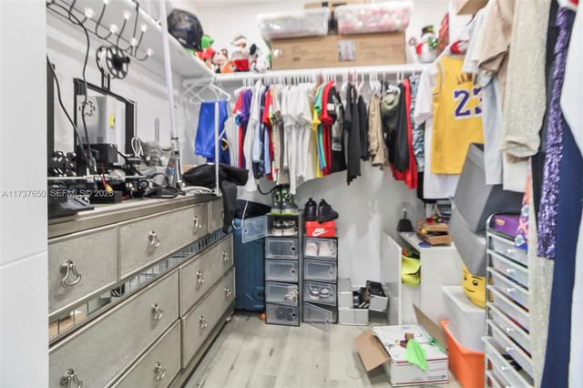 10290 SW 7th Ter, Sweetwater, FL 33174