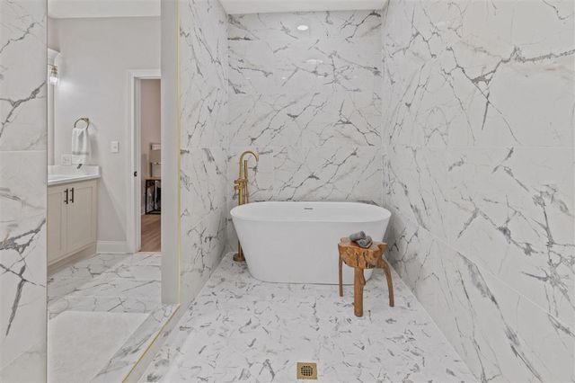 141 Sandpiper Lane, Lake Charles, LA 70607