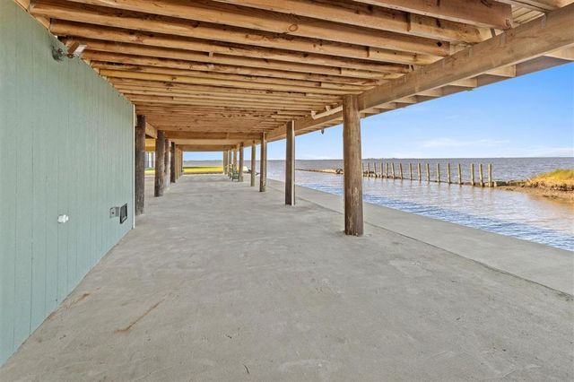 141 Sandpiper Lane, Lake Charles, LA 70607