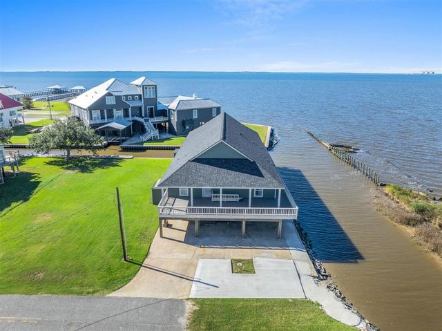 141 Sandpiper Lane, Lake Charles, LA 70607