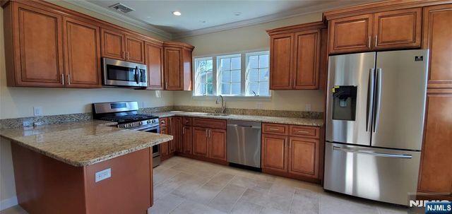 54 Park Avenue, Garfield, NJ 07026