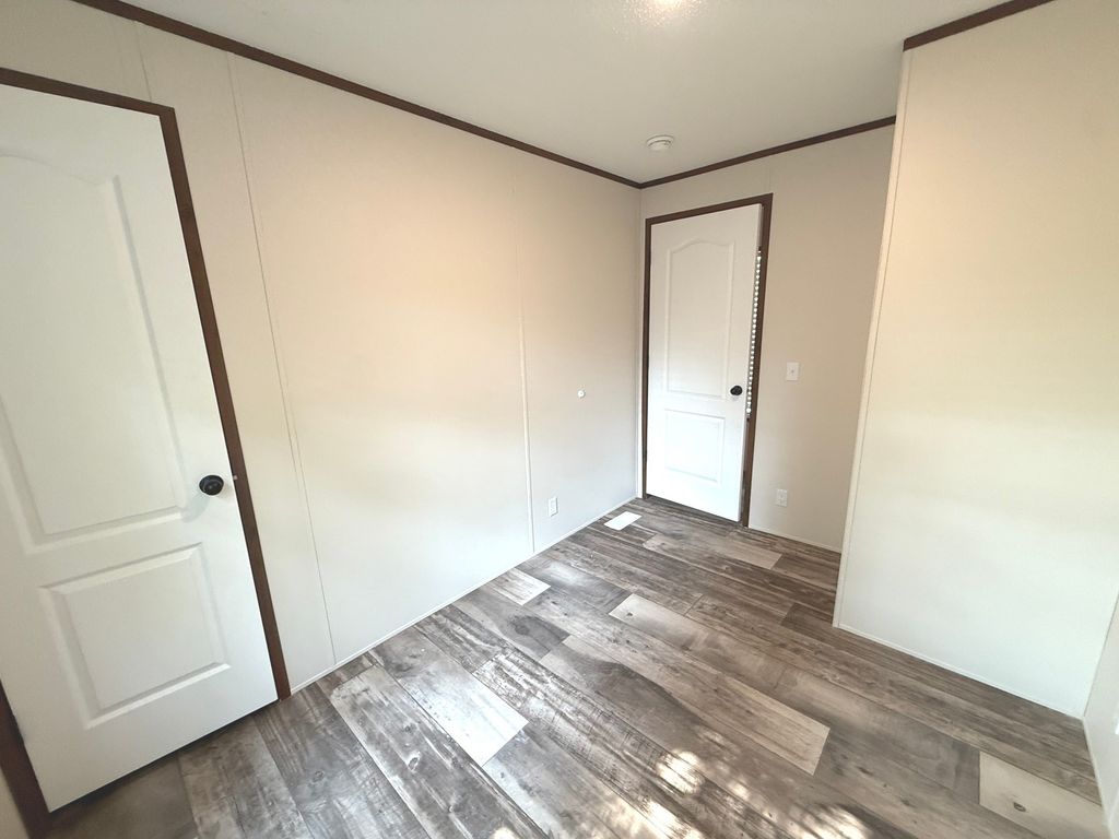 property-img