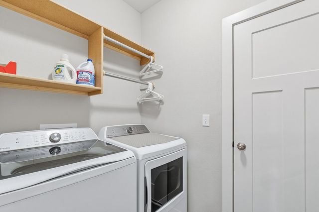 3418 W Angel St, Wichita, KS 67217