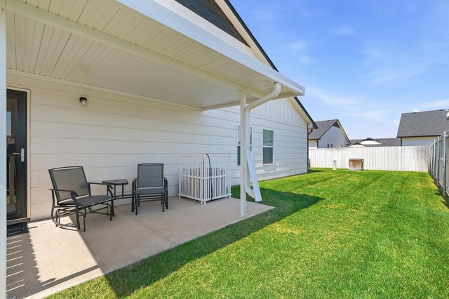 3418 W Angel St, Wichita, KS 67217