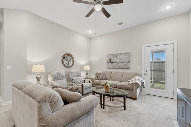 3418 W Angel St, Wichita, KS 67217