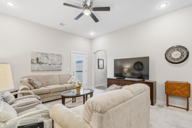 3418 W Angel St, Wichita, KS 67217