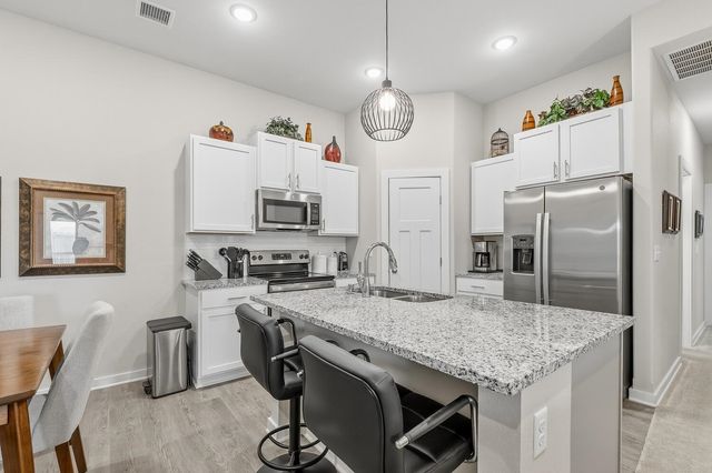 3418 W Angel St, Wichita, KS 67217