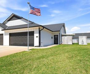 3418 W Angel St, Wichita, KS 67217