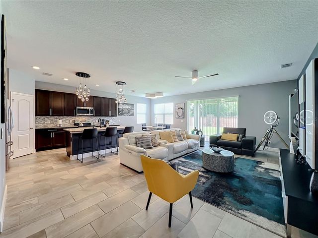 1083 DUSTY PINE DRIVE, Apopka, FL 32703