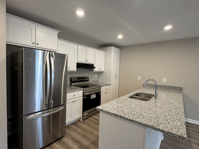 213 Mountaindale Dr, Smyrna, TN 37167