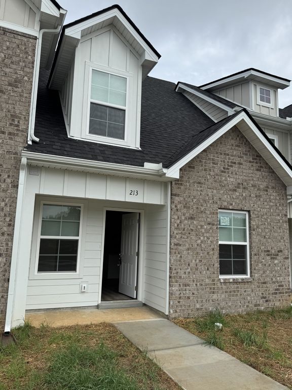 213 Mountaindale Dr, Smyrna, TN 37167