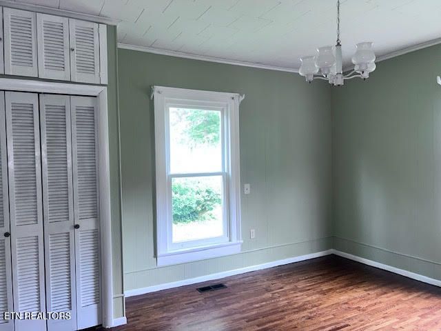 509 Wharf St, Loudon, TN 37774